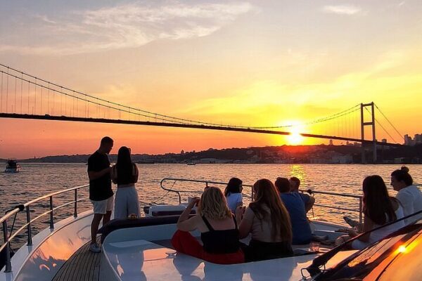 Sunset Tour On The Bosphorus With Private Boat